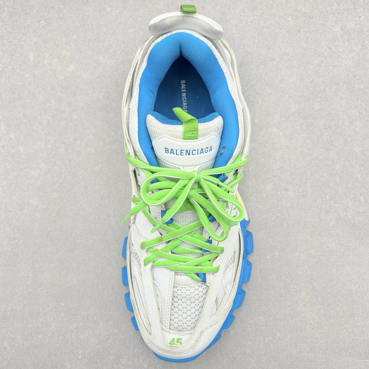 Track White Blue Green — photo 10