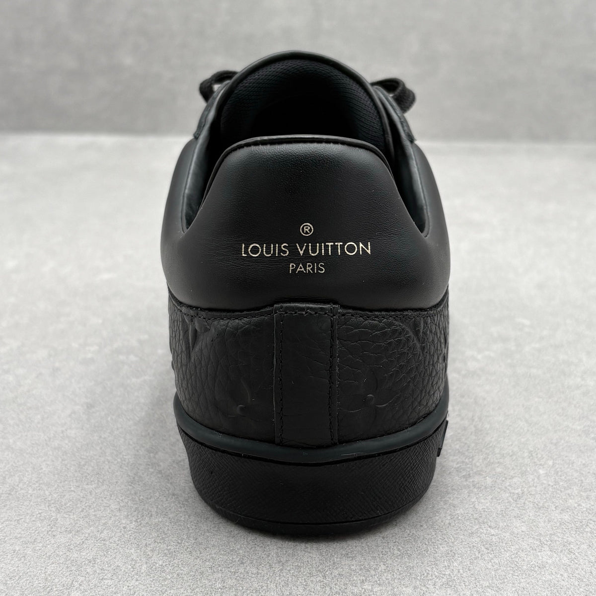 WORN ONCE! Louis Vuitton Luxembourg Monogram Sneaker Black — photo 3