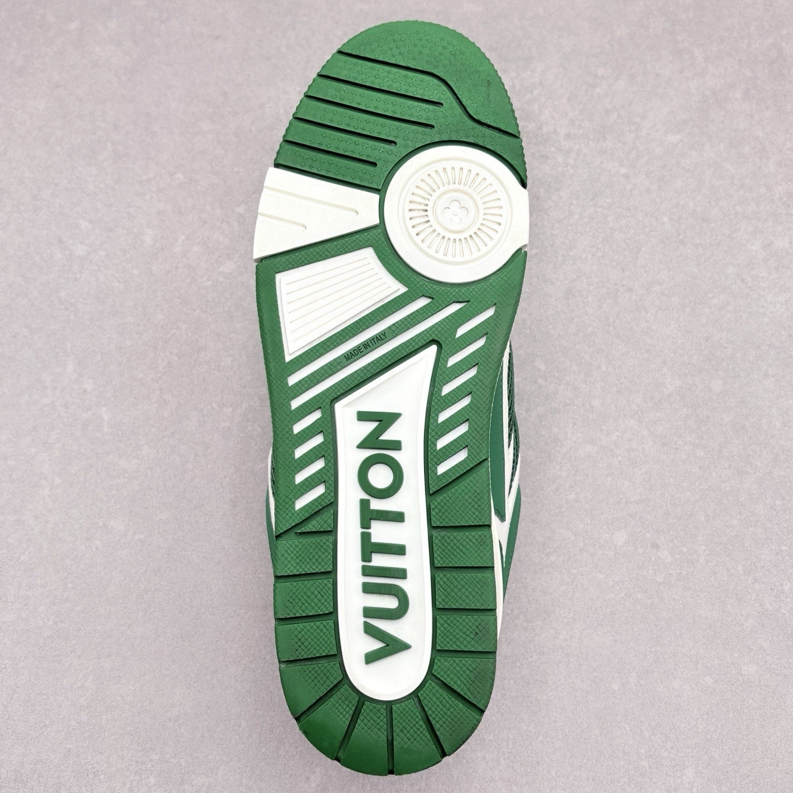 Louis Vuitton Skate ' Green White ' | Size 9 LV (10-10.5 US)
