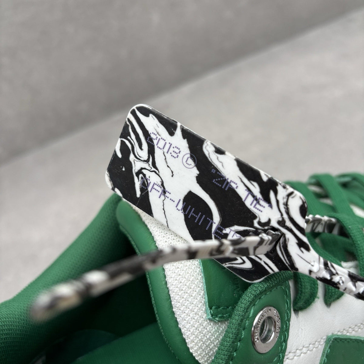 Out of Office Green White — photo 3