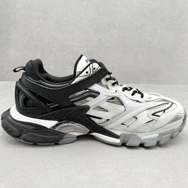 Track 2 Trainer White Black — photo 10