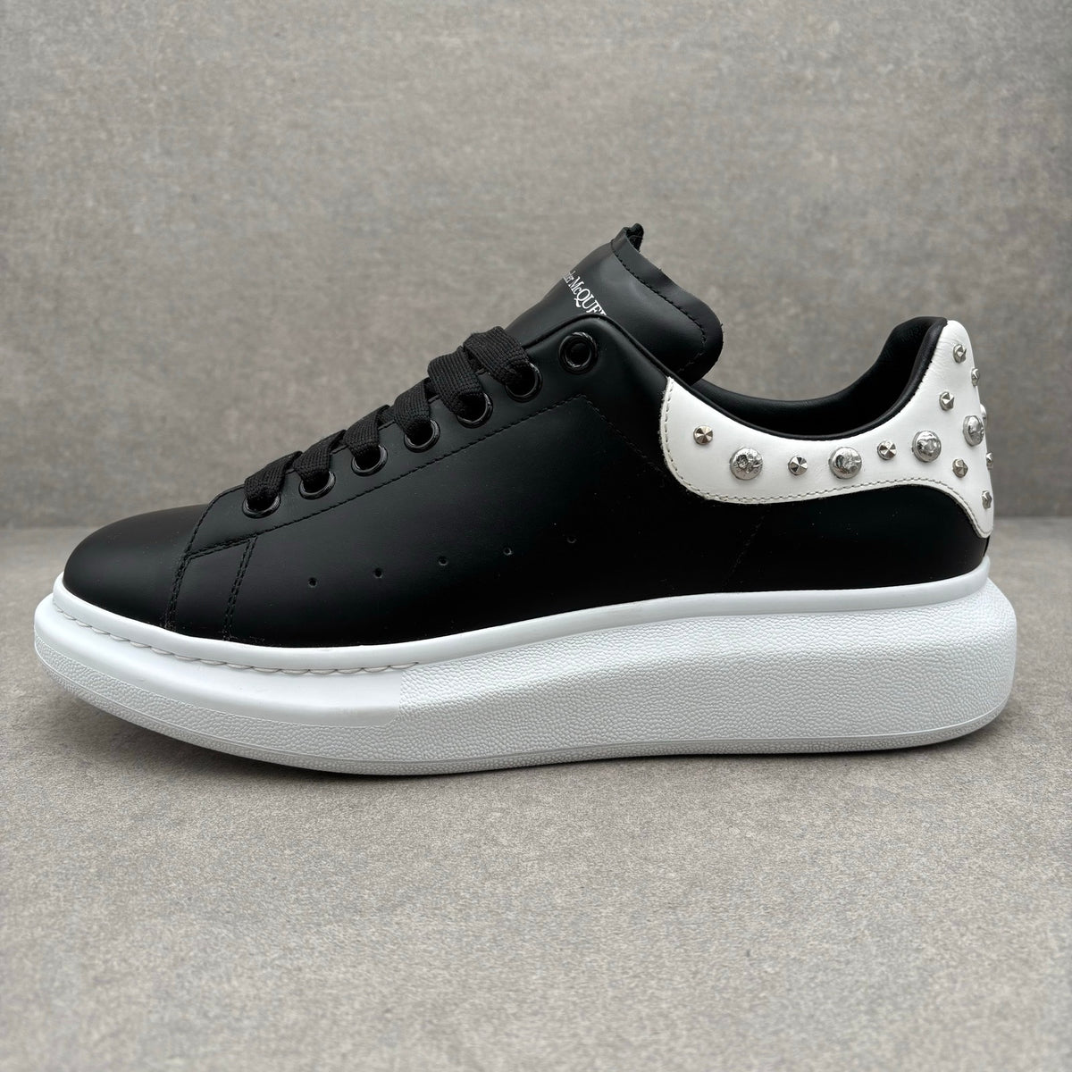 Studded Oversized Black White — photo 8