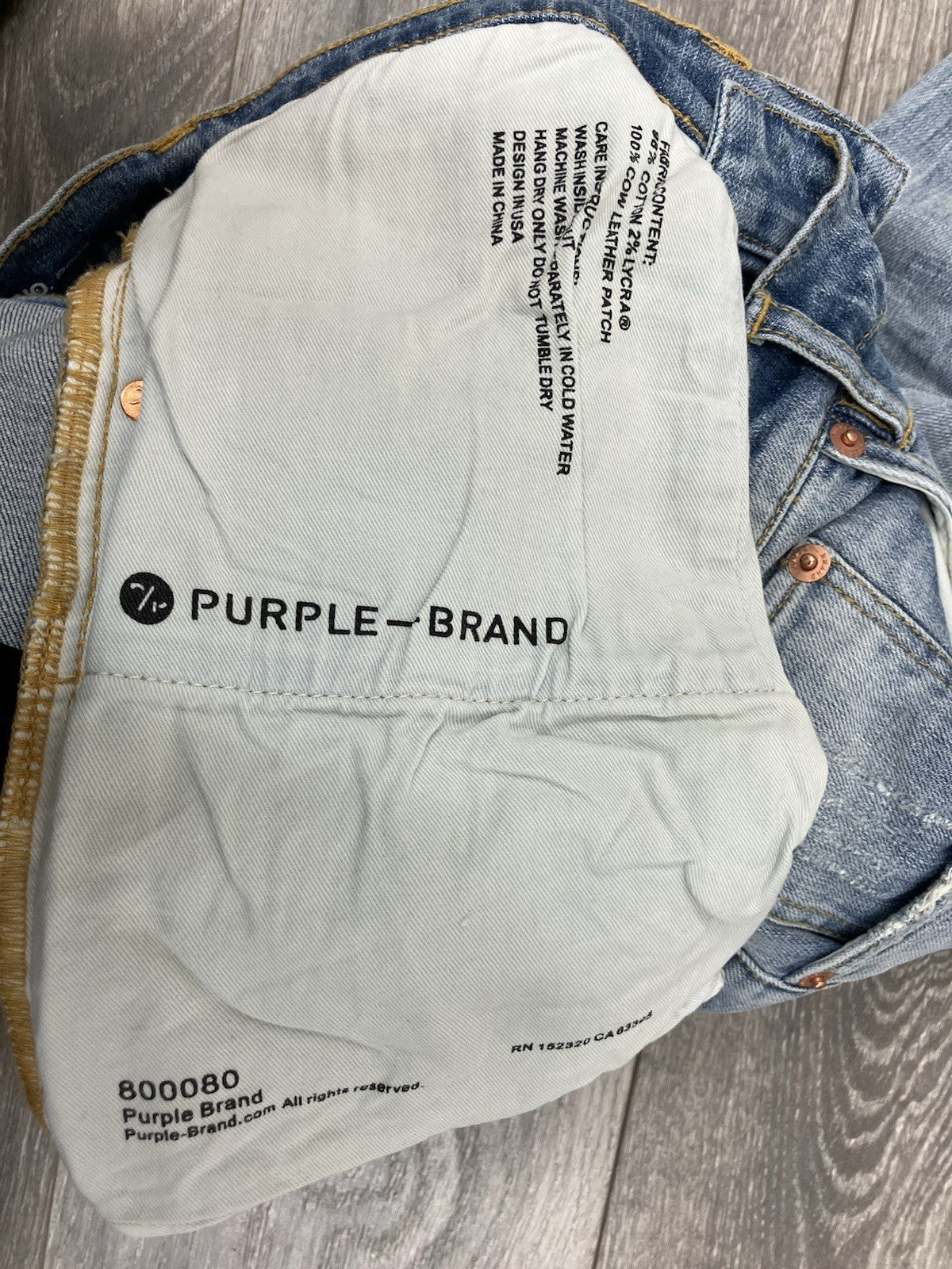 Size 28 - Purple Brand ' Light Indigo ' | Ripped-Knee | BRAND NEW!